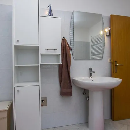 Holiday Home Nedescina Nedescina * Nedeščina