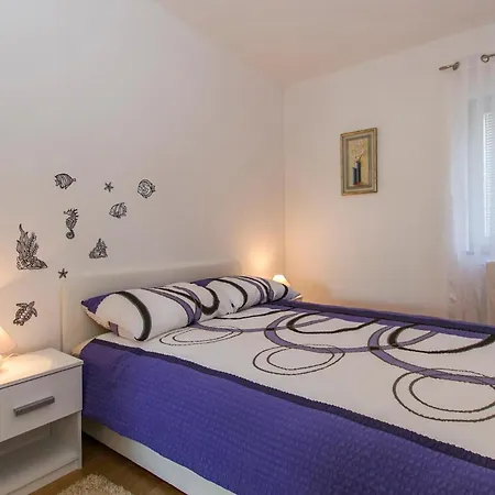 5 Bedroom Stunning Home In Nedescina Nedescina