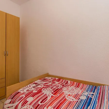 Holiday Home Nedescina Nedescina