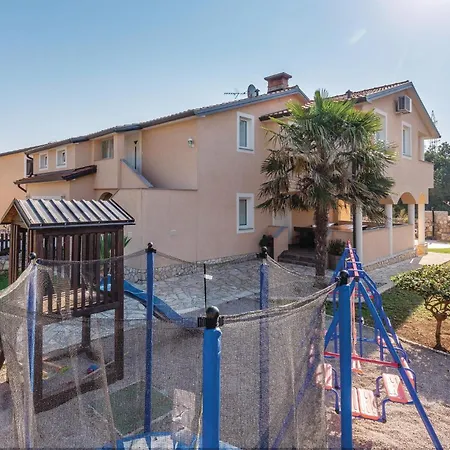 Holiday home 5 Bedroom Stunning Home In Nedescina Nedescina