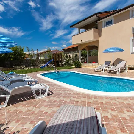 Holiday Home Nedescina Nedescina *